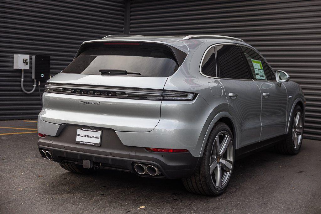 PORSCHE CAYENNE - 9