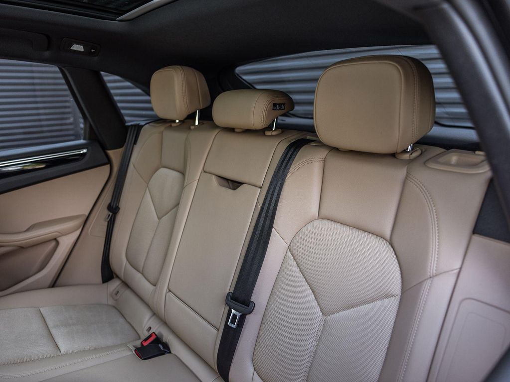 صورة مصغرة 28 لـ 2024 Porsche MACAN