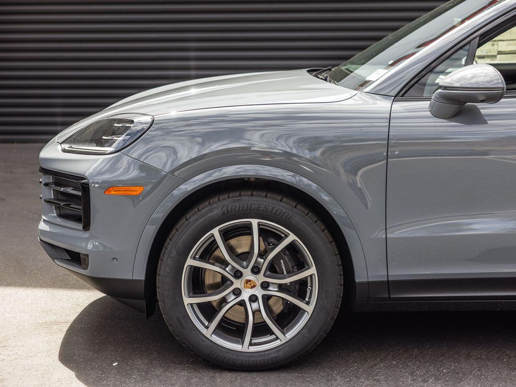 PORSCHE CAYENNE - 10