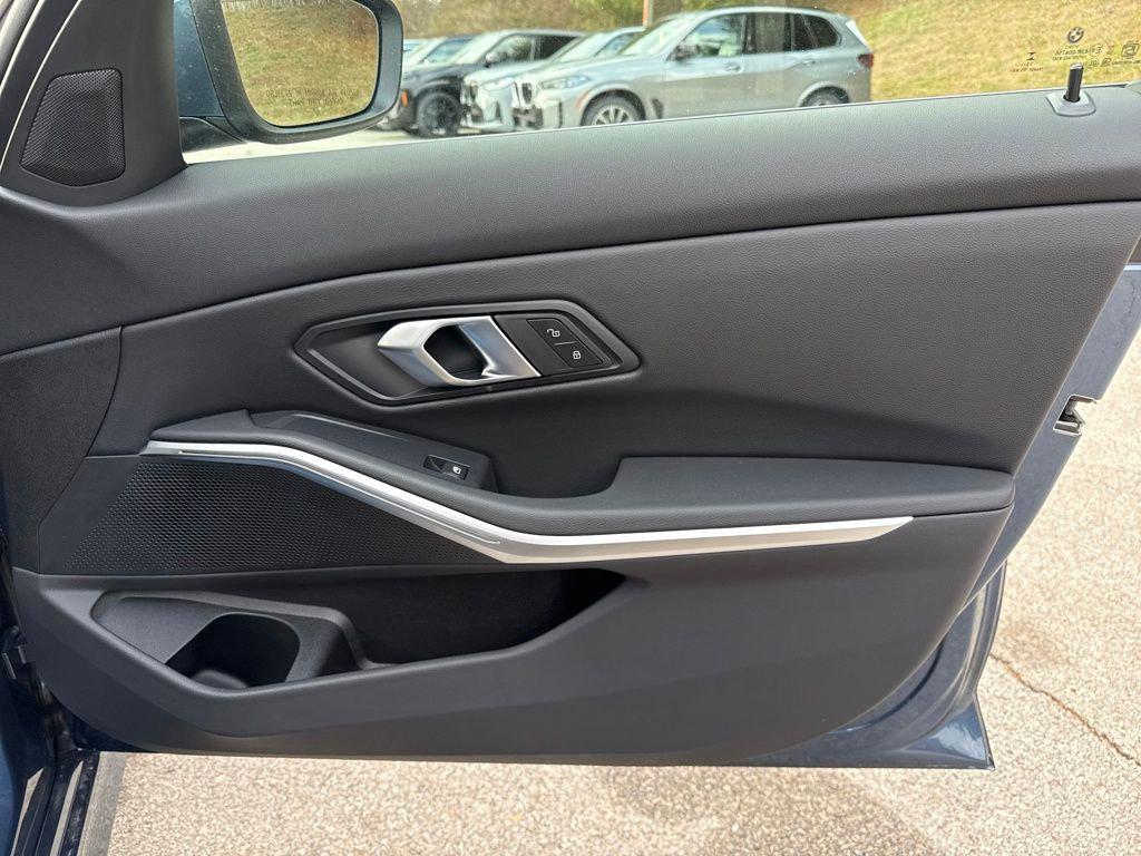 صورة مصغرة 28 لـ 2026 BMW 330 XDRIVE NA