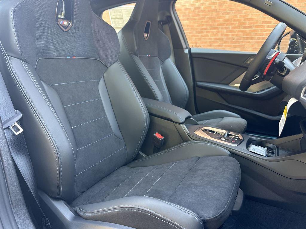 صورة مصغرة 25 لـ 2026 BMW M235 GRAN COUPE XDRIVE