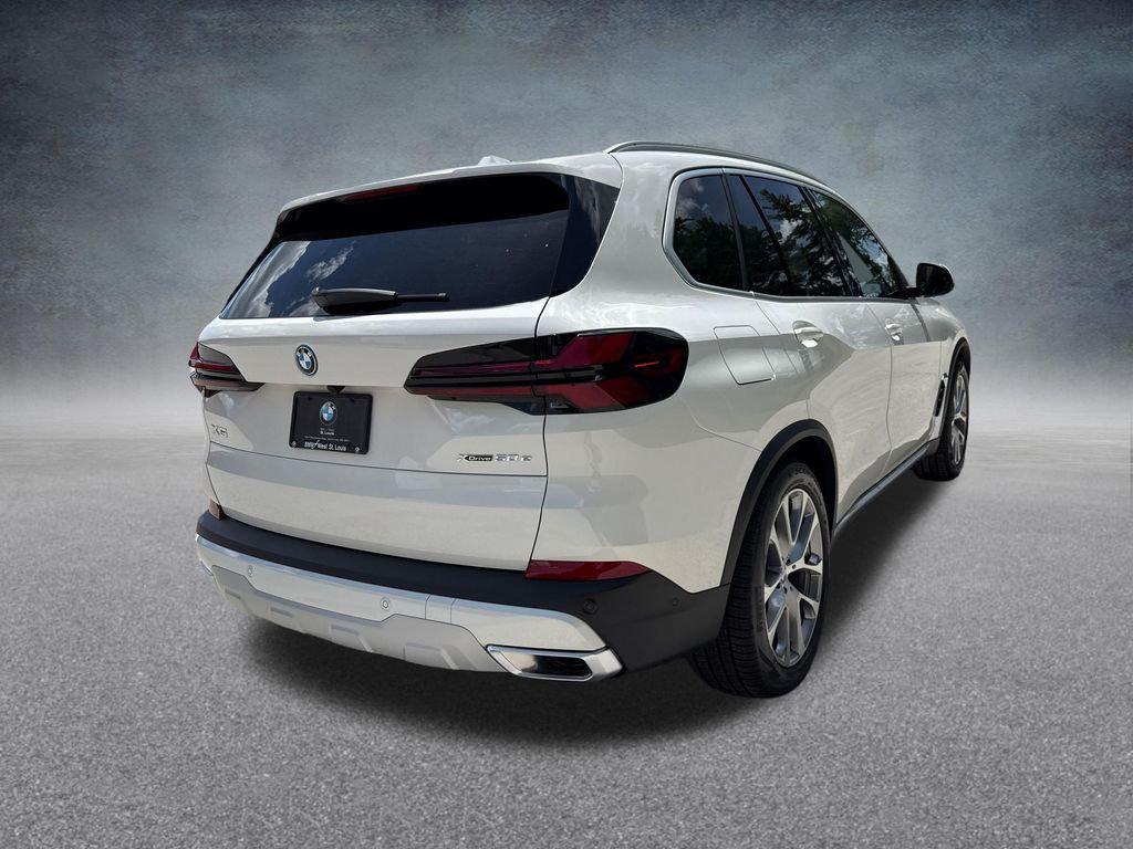 2026 BMW X5 PHEV XDRIVE50E — фото 5