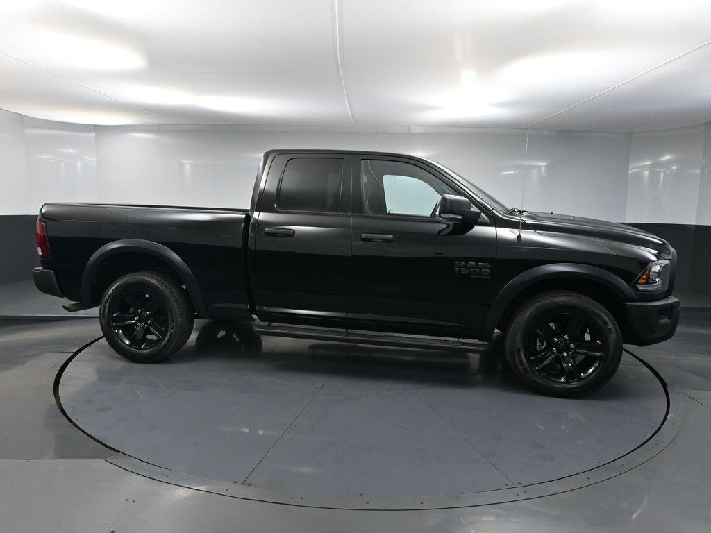 2024 RAM 1500 CLASSIC WARLOCK QUAD CAB 4X4 6'4' BOX 照片 3