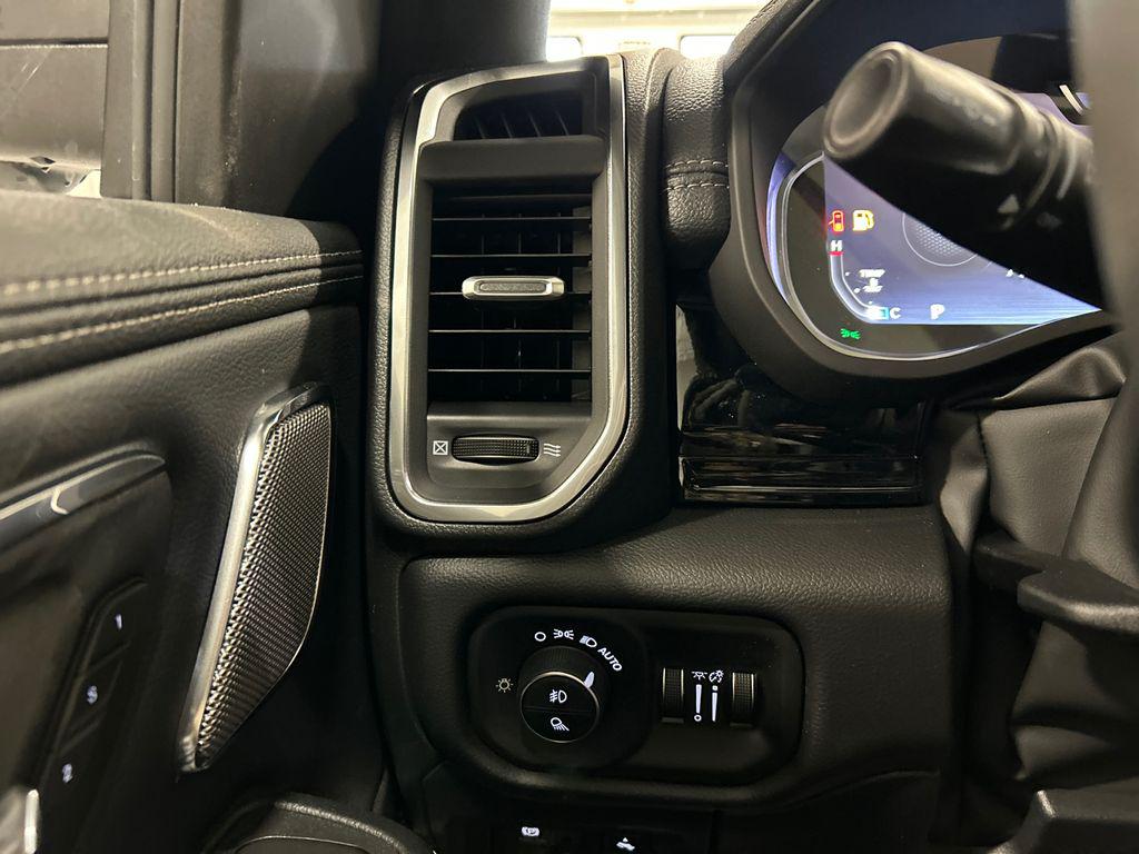 صورة مصغرة 19 لـ 2026 RAM 1500 LARAMIE