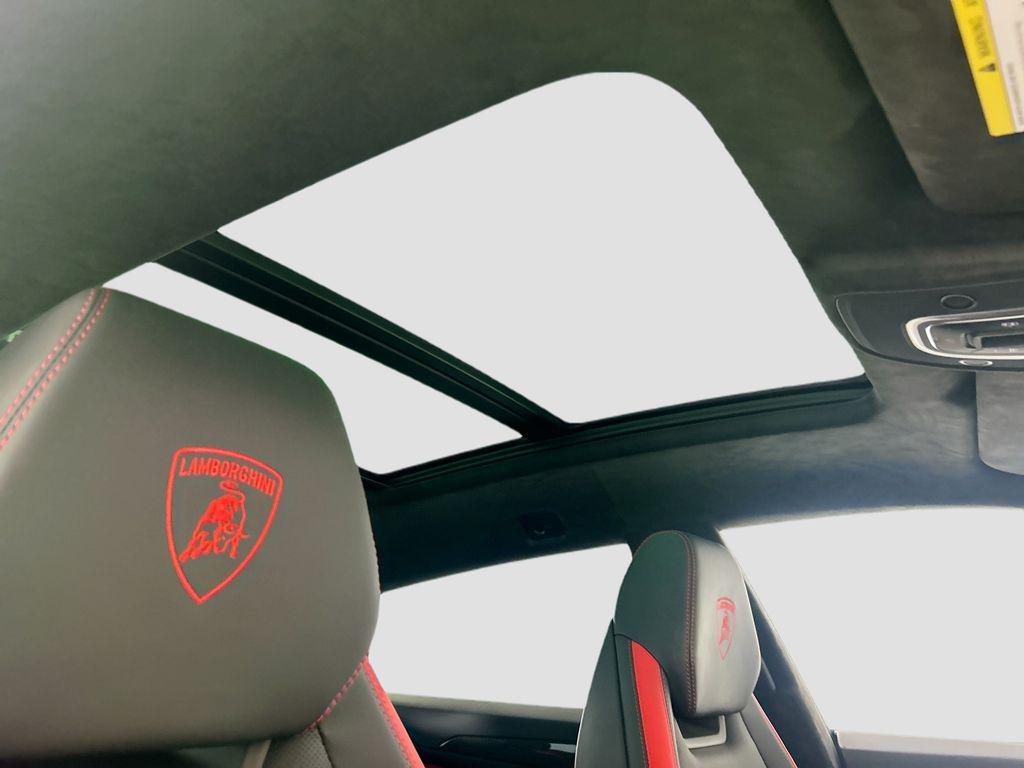 2024 Lamborghini URUS S — миниатюра 17