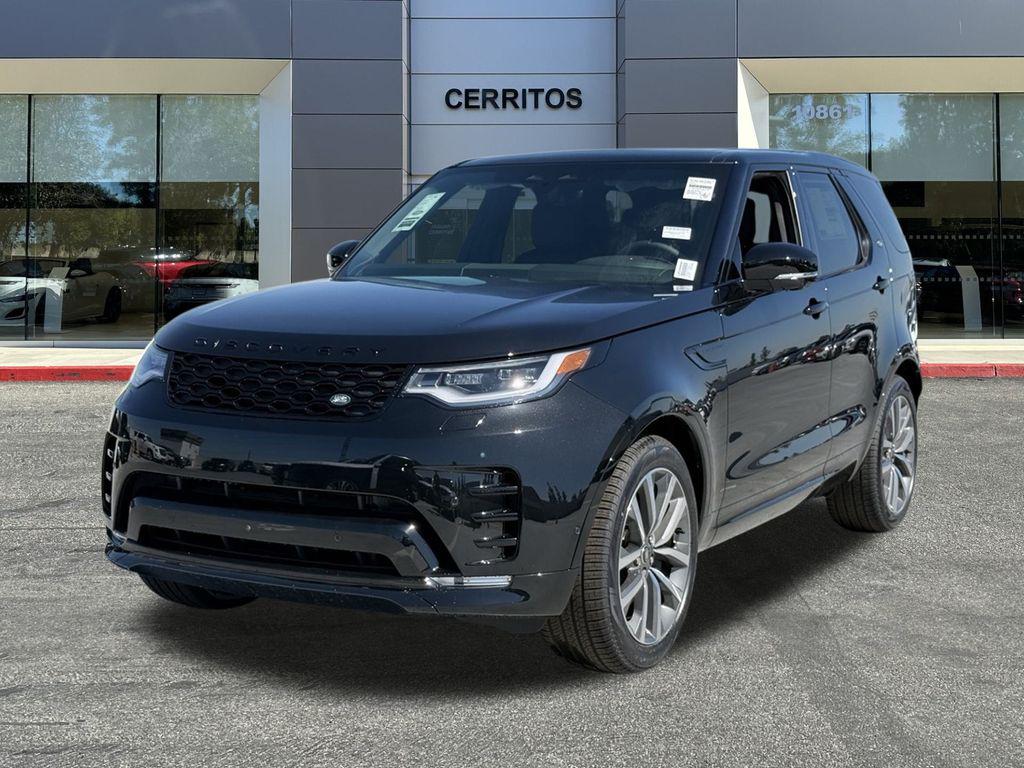 New 2025 Land Rover Discovery P360 Dynamic SE
