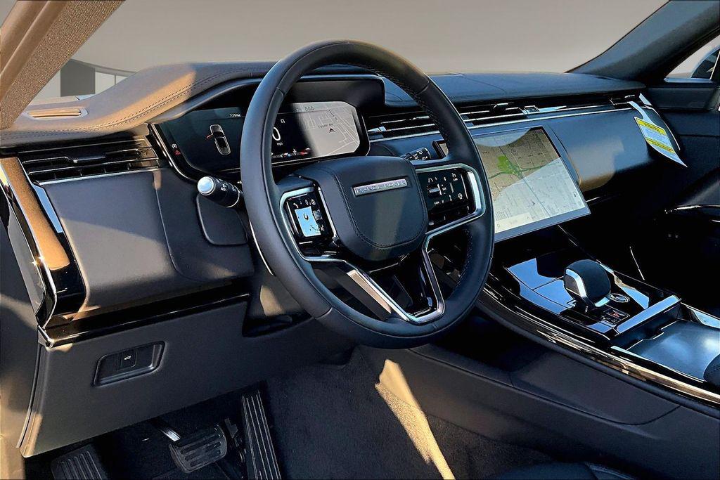 صورة 7 لـ 2026 LAND Rover RANGE ROVER SPORT SE