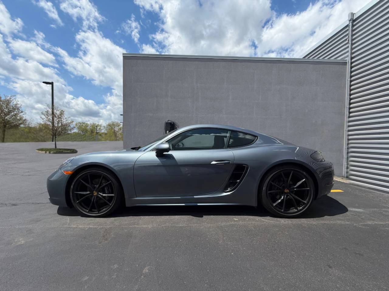 صورة 2 لـ 2025 Porsche 718 CAYMAN