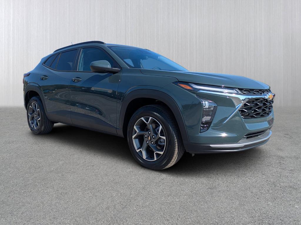 New 2026 Chevrolet Trax LT