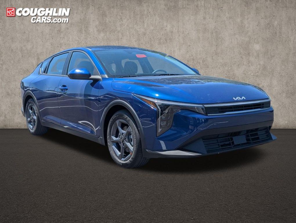 New 2026 Kia K4 LX