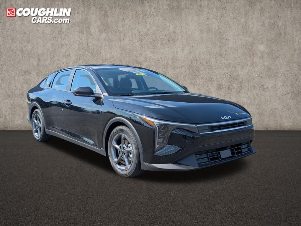 New 2026 Kia K4 LXS
