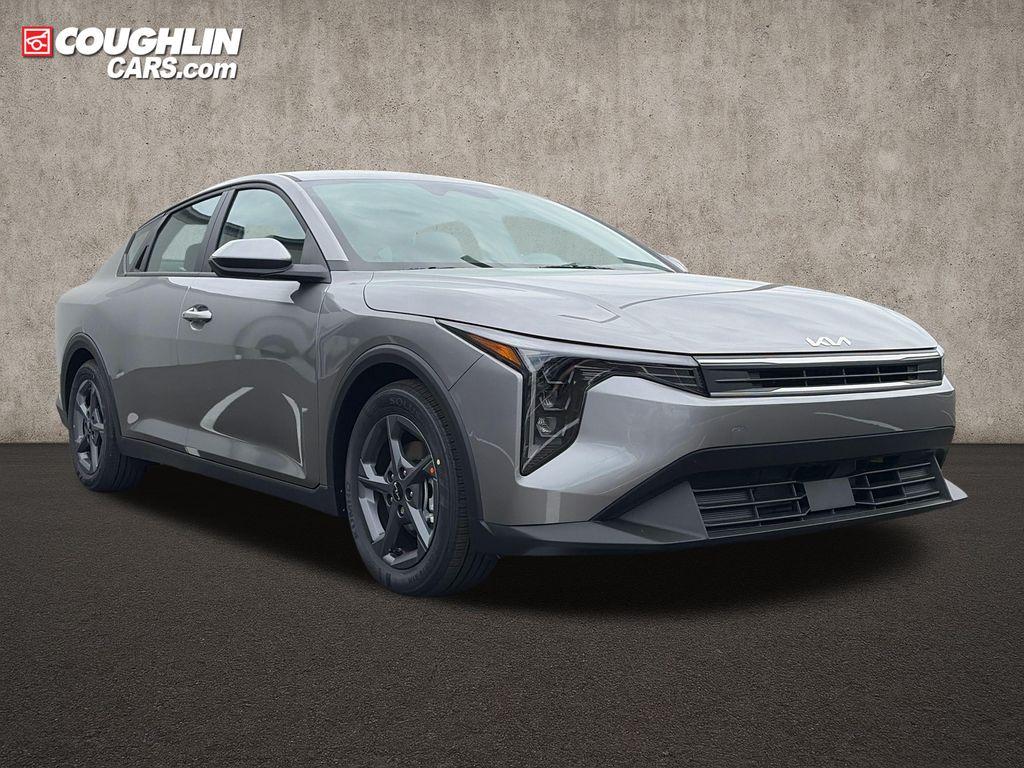 New 2026 Kia K4 LX