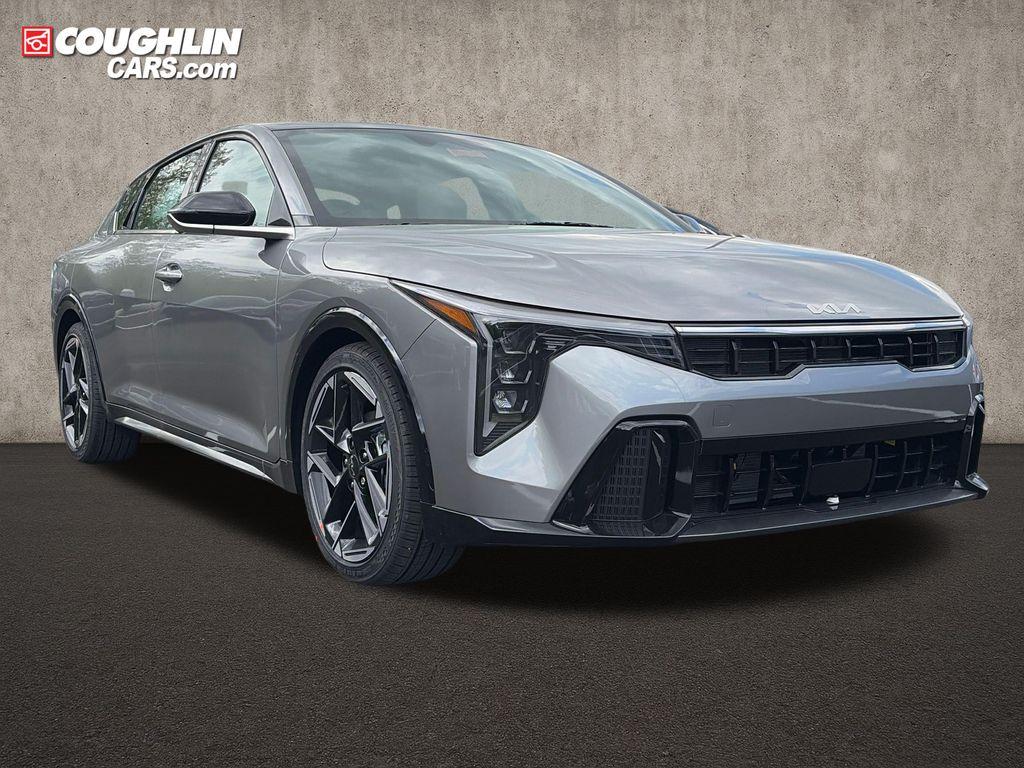 New 2026 Kia K4 GT-LINE