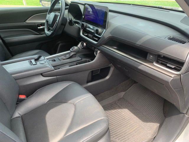صورة مصغرة 18 لـ 2024 Toyota GRAND HIGHLANDER XLE