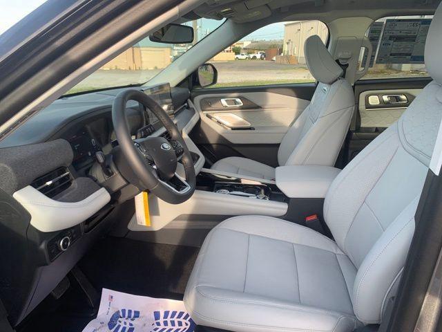 صورة مصغرة 23 لـ 2026 FORD EXPLORER PLATINUM