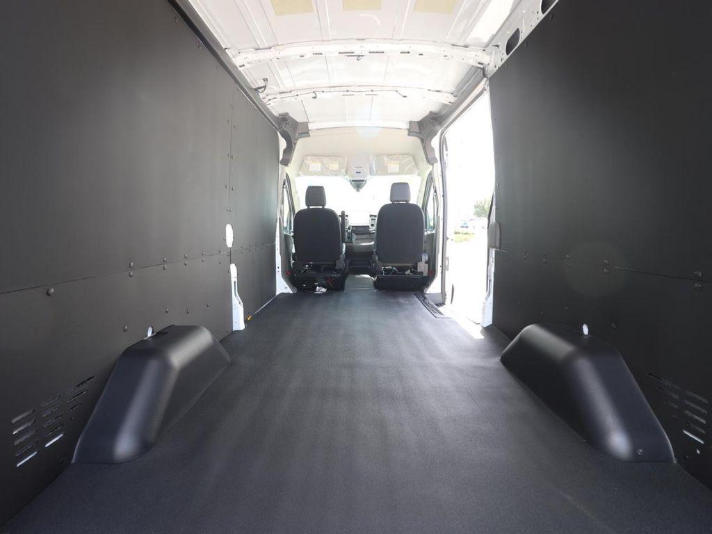 صورة مصغرة 12 لـ 2026 FORD TRANSIT-250 BASE