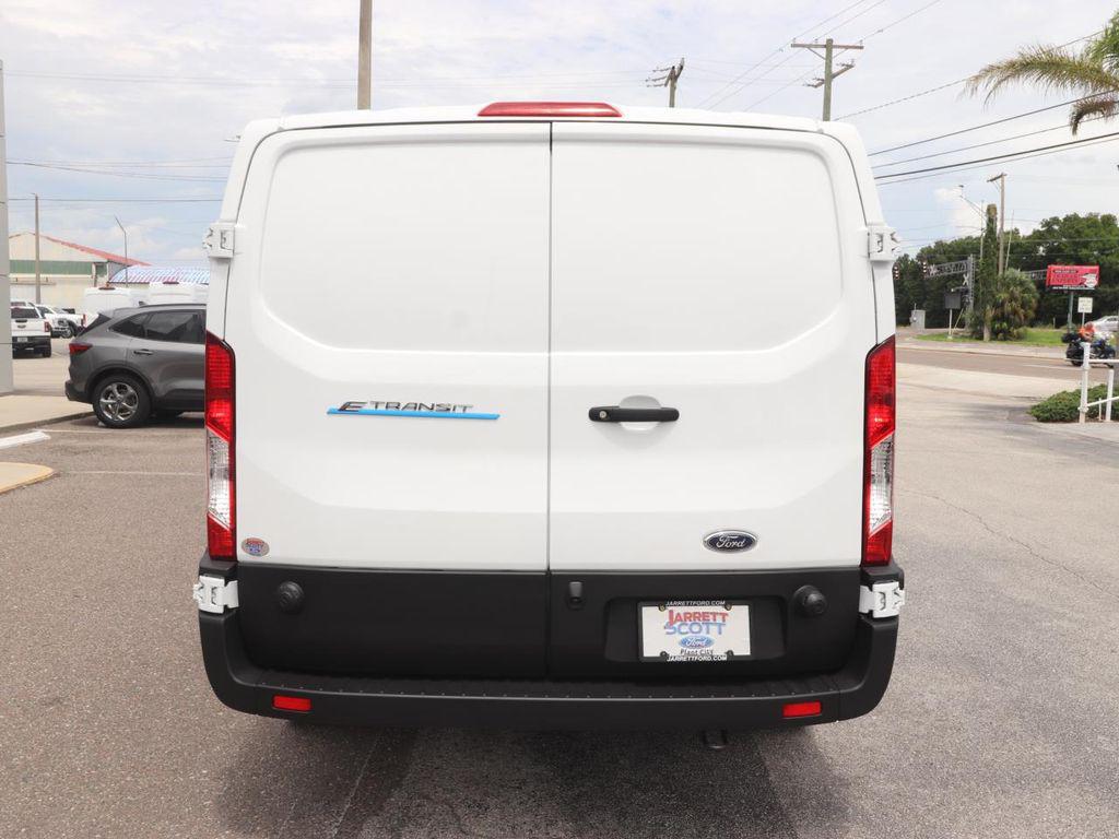 صورة 10 لـ 2023 FORD E-TRANSIT T-350 LOW ROOF