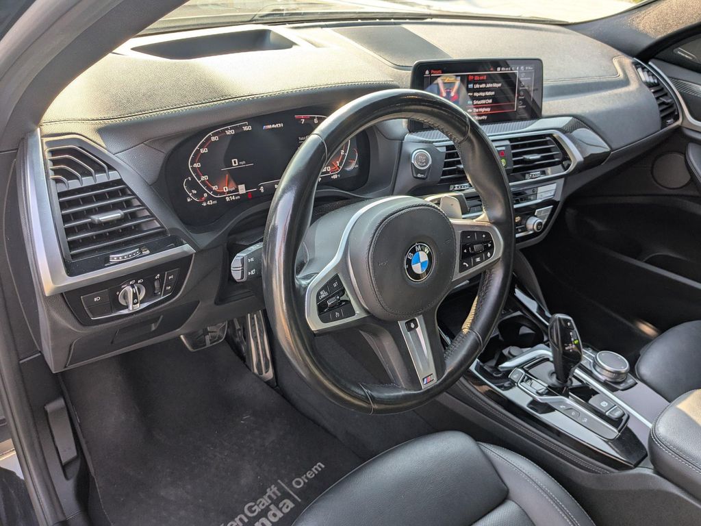 صورة 13 لـ 2021 BMW X4 M40I