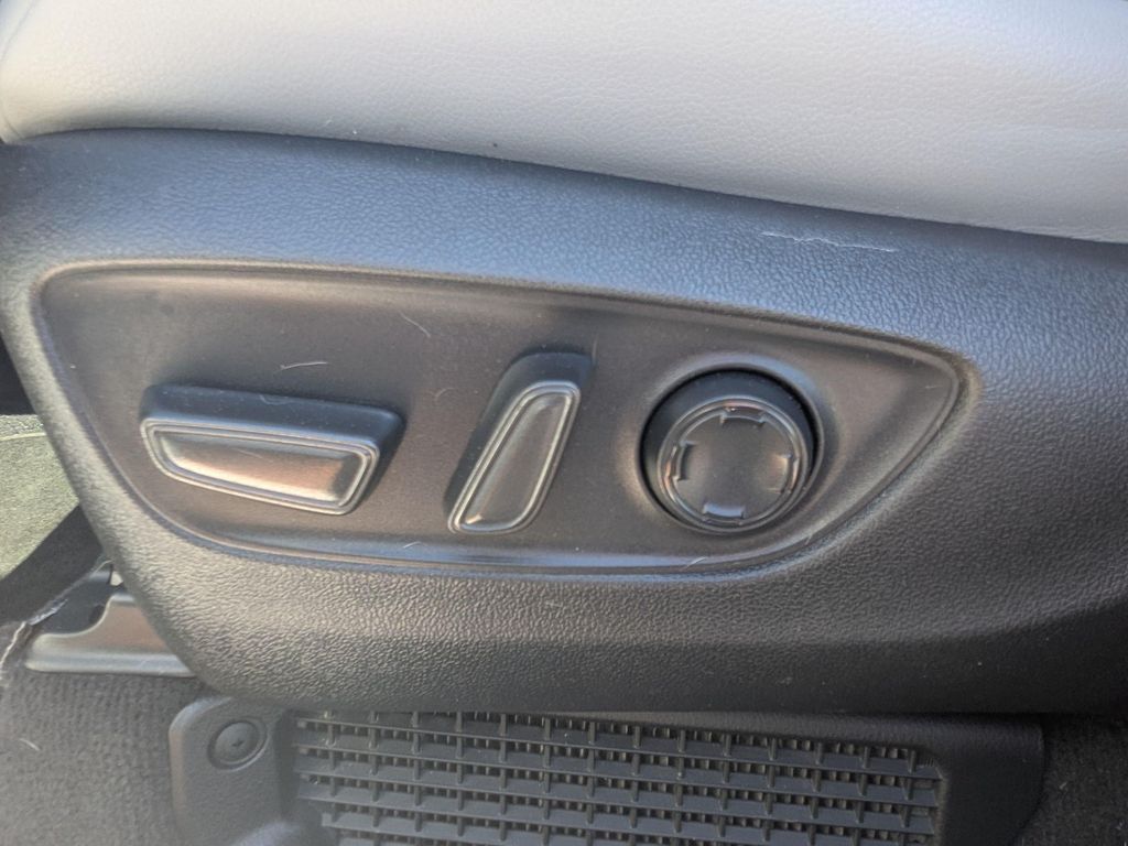 2024 Toyota SIENNA XLE 缩略图 26