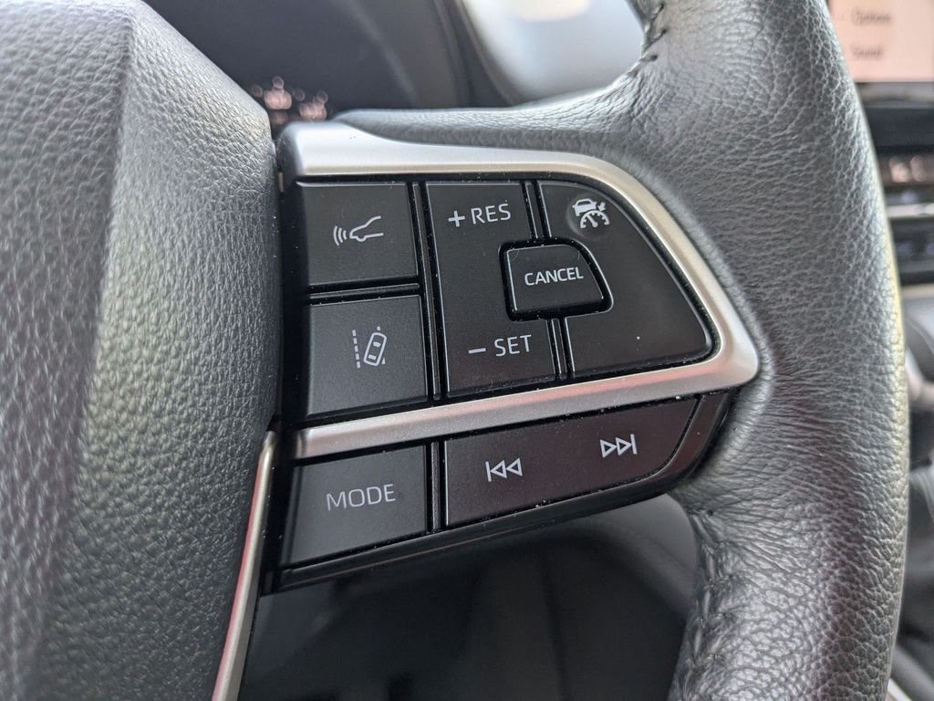 2024 Toyota SIENNA XLE 缩略图 17