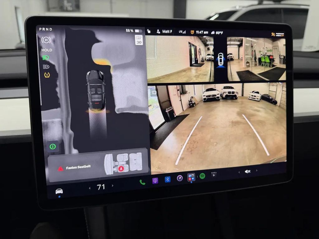 TESLA MODEL Y LONG RANGE DUAL MOTOR ALL-WHEEL DRIVE - 10