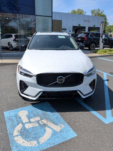 New 2026 Volvo XC60 Plug-In Hybrid T8 Plus