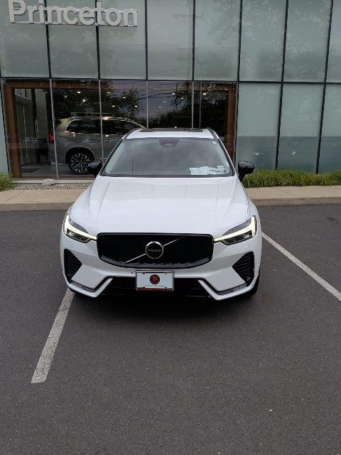New 2026 Volvo XC60 B5 Core