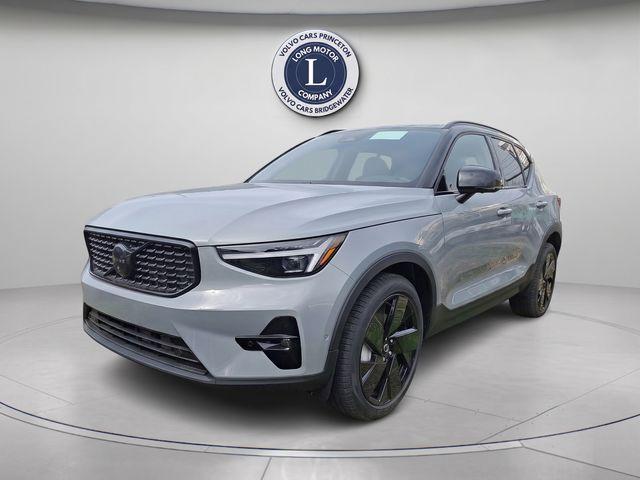 New 2026 Volvo XC40 B5 Ultra Black Edition