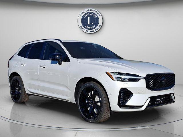 New 2026 Volvo XC60 Plug-In Hybrid T8 Ultra Black Edition