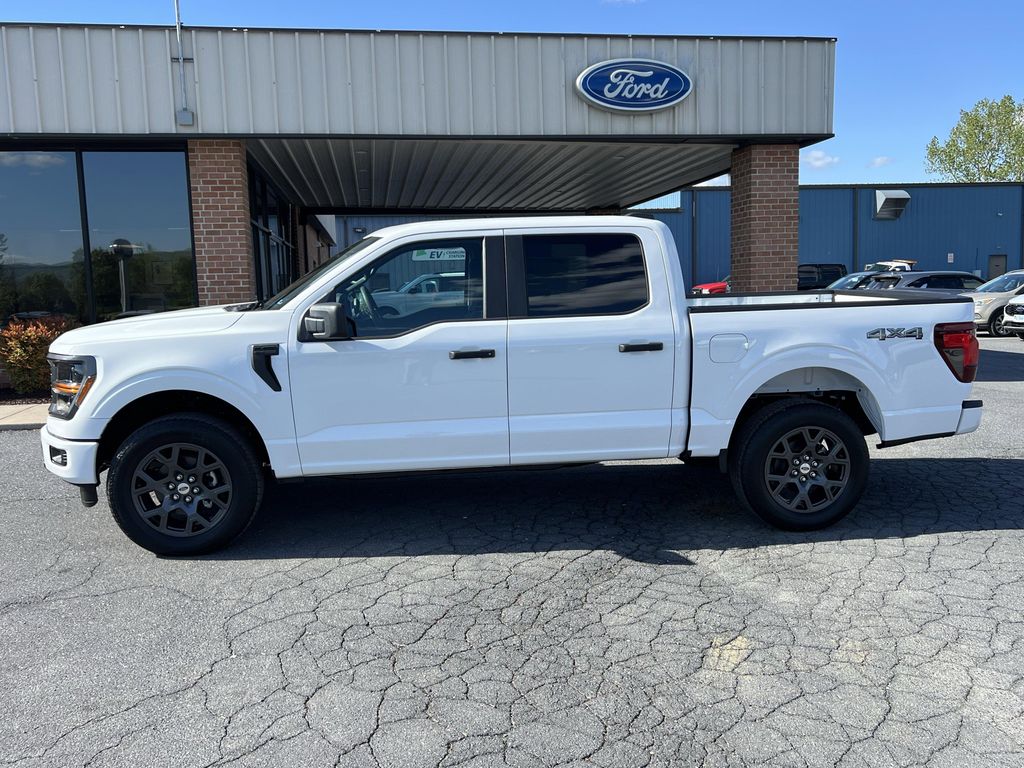 New 2026 Ford F-150 STX 4WD SuperCrew 5.5' Box