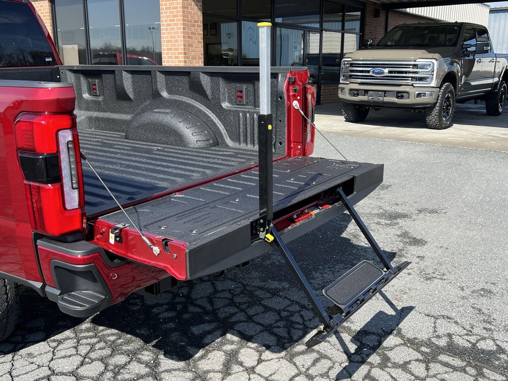 2026 FORD F-350 PLATINUM — миниатюра 11