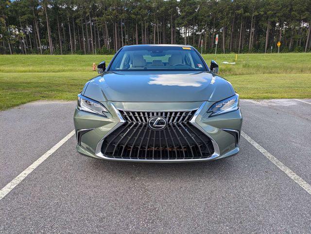 صورة 5 لـ 2024 Lexus ES 350 LUXURY