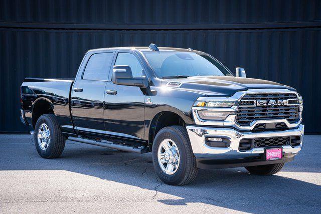 New 2025 RAM 2500 Tradesman Crew Cab 4x4 6'4' Box