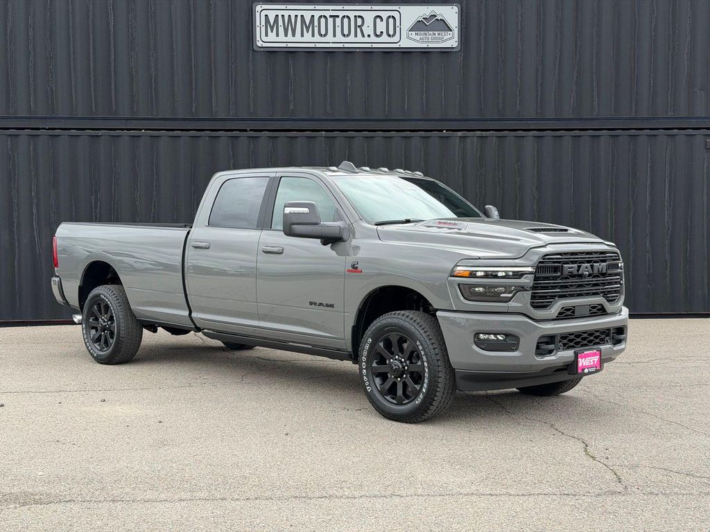 New 2026 RAM 3500 Laramie Crew Cab 4x4 8' Box