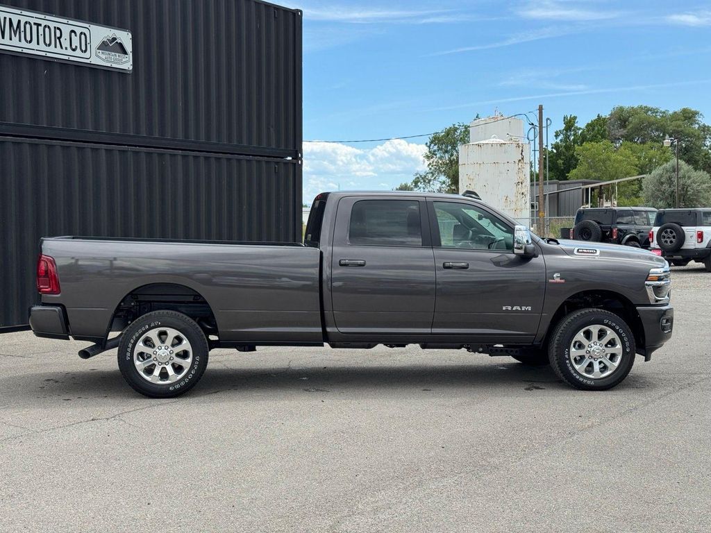 صورة 5 لـ 2026 RAM 2500 LARAMIE CREW CAB 4X4 8' BOX