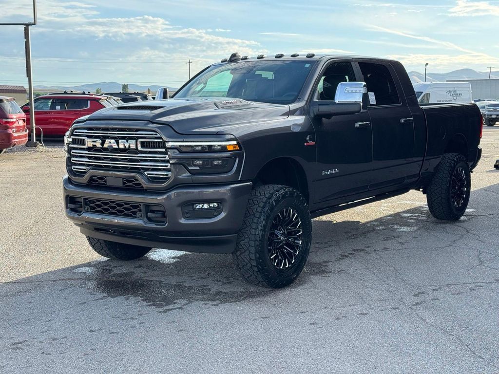 2026 RAM 2500 LARAMIE MEGA CAB 4X4 6'4' BOX — миниатюра 13