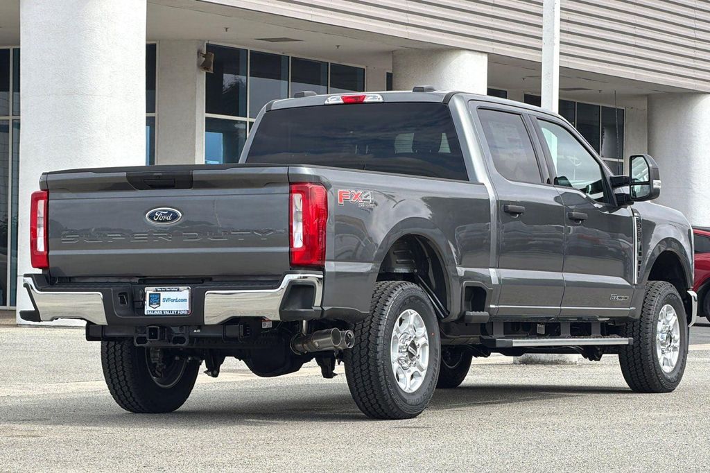 صورة 4 لـ 2026 FORD F-250 XLT