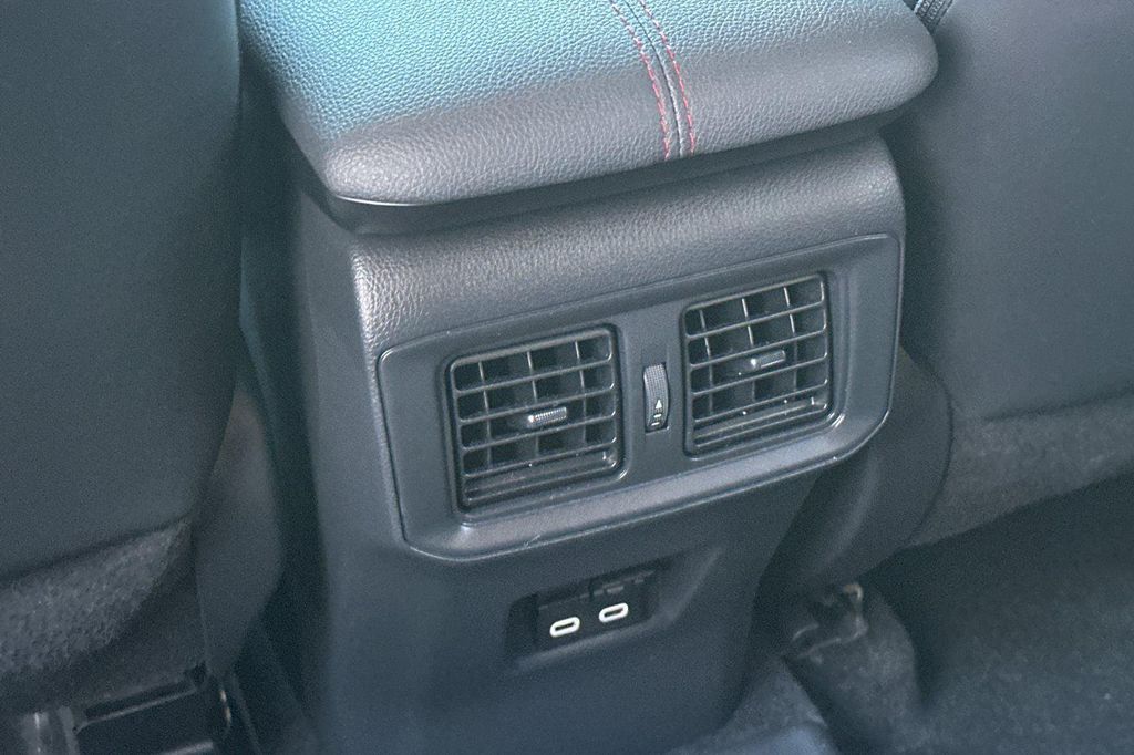 صورة مصغرة 14 لـ 2024 Toyota RAV4 PRIME XSE