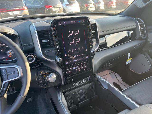 2026 RAM 1500 LARAMIE thumbnail 16
