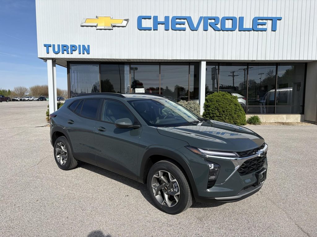 New 2026 Chevrolet Trax LT