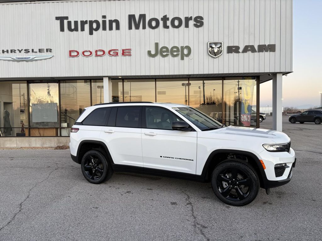 New 2025 Jeep Grand Cherokee Limited