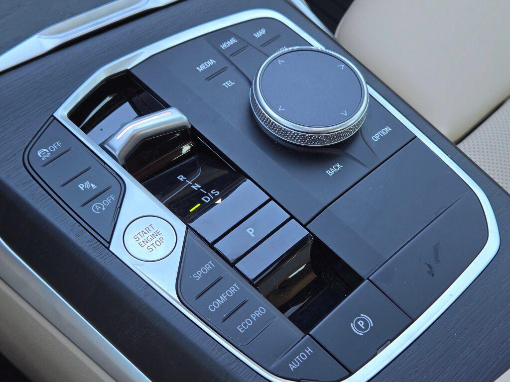 صورة مصغرة 36 لـ 2023 BMW 330 330I XDRIVE