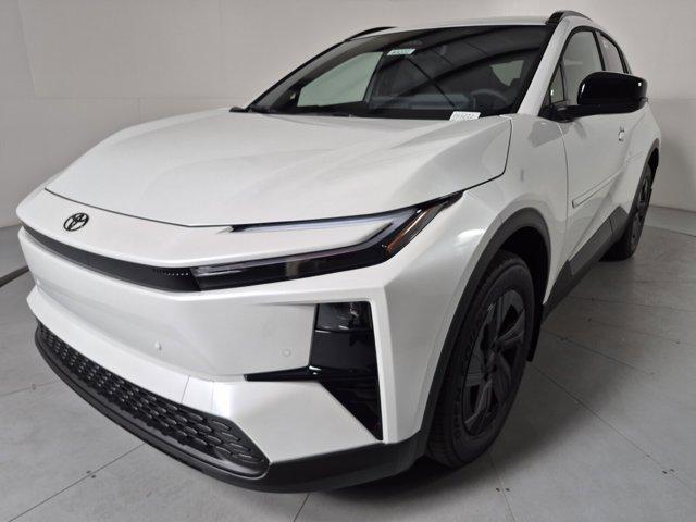 New 2026 Toyota C-HR SE