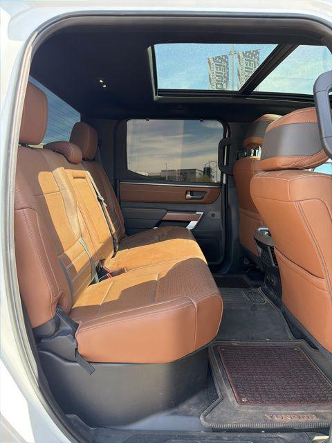 TOYOTA TUNDRA - 9