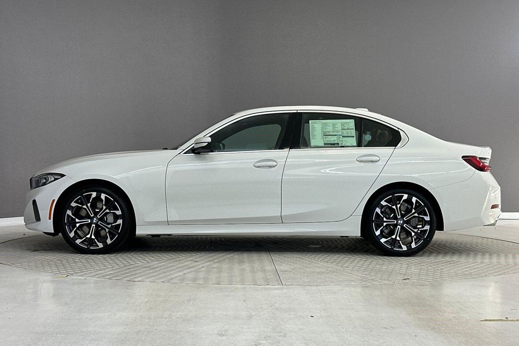 2026 BMW 330 NA — фото 2