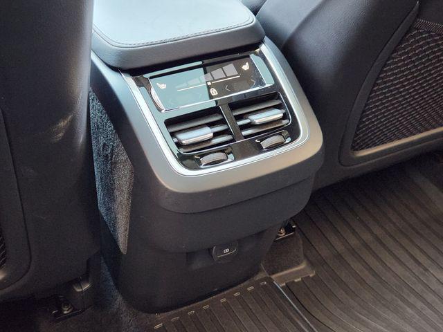 2024 Volvo XC90 B6 PLUS BRIGHT THEME 6-SEATER — фото 32