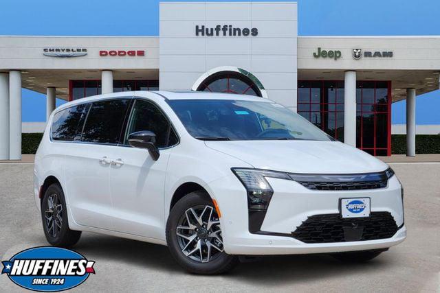 New 2027 Chrysler Pacifica Limited
