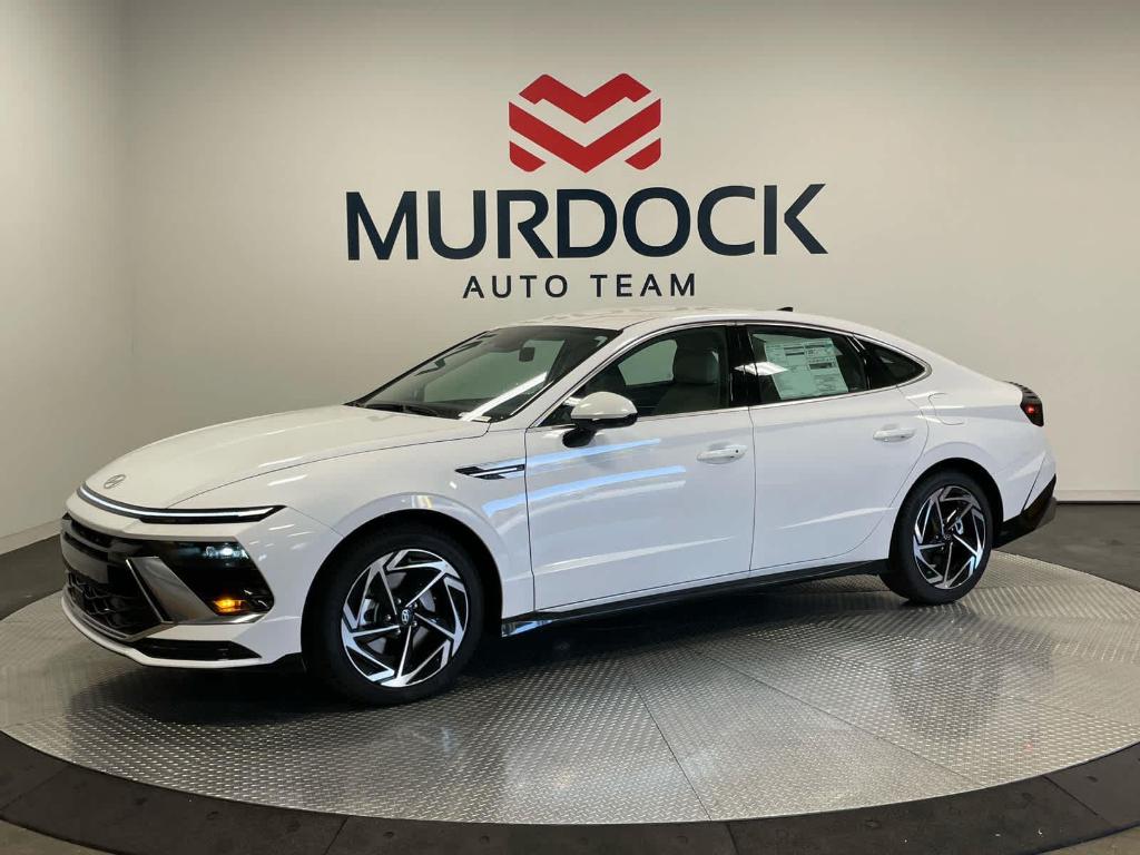 New 2026 Hyundai SONATA SEL Sport