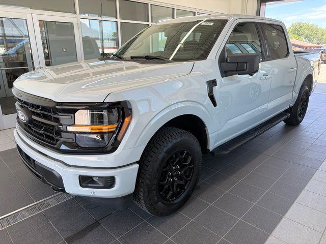 2026 FORD F-150 XLT photo 5
