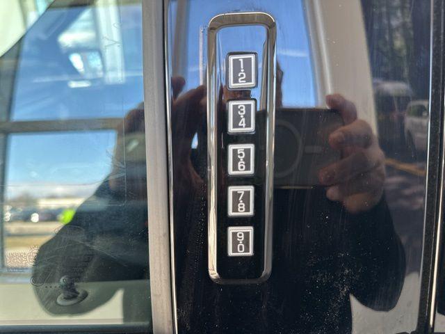 صورة 8 لـ 2026 FORD F-150 PLATINUM